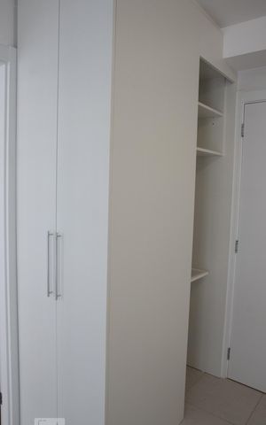 Apartamento à venda com 37m², 1 quarto e sem vagaÁrea de Serviço