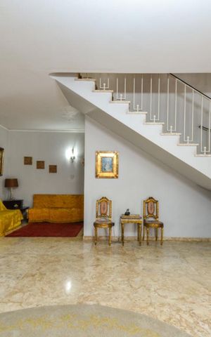 Casa à venda com 454m², 3 quartos e 5 vagas