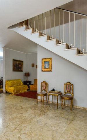 Casa à venda com 454m², 3 quartos e 5 vagas