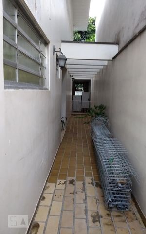 Casa à venda com 250m², 3 quartos e 3 vagas
