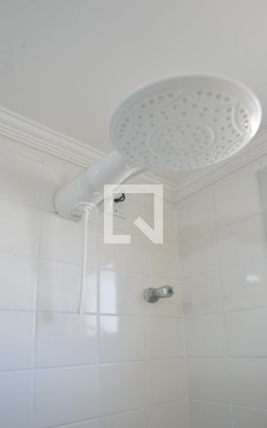 Apartamento para alugar com 44m², 2 quartos e sem vagaBanheiro