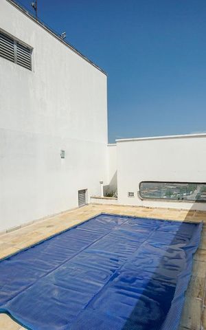 Casa de condomínio à venda com 520m², 4 quartos e 7 vagas Casa de condomínio à venda com 520m², 4 quartos e 7 vagasPiscina