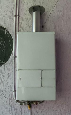 Casa à venda com 230m², 4 quartos e 3 vagas Casa à venda com 230m², 4 quartos e 3 vagasAquecedor a gás