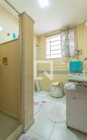 Apartamento para alugar com 90m², 2 quartos e 1 vaga Apartamento para alugar com 90m², 2 quartos e 1 vagaBanheiro