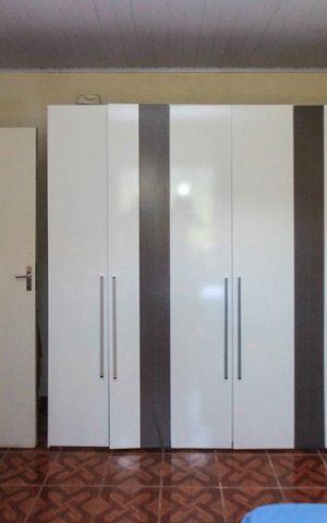 Casa à venda com 300m², 3 quartos e 3 vagas Casa à venda com 300m², 3 quartos e 3 vagasQuarto