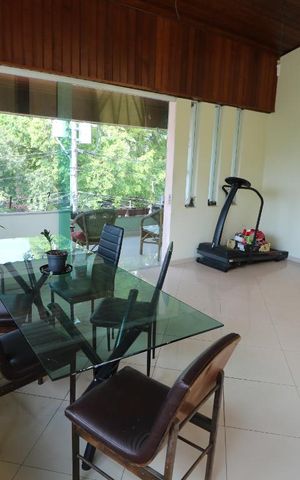 Casa à venda com 650m², 3 quartos e 5 vagasArea para festas