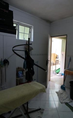 Casa à venda com 650m², 3 quartos e 5 vagasDetalhe da area de serviço