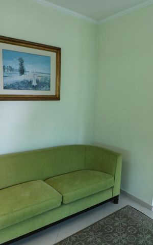 Casa à venda com 650m², 3 quartos e 5 vagasHall