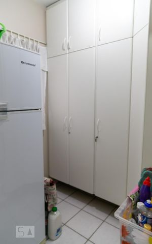 Apartamento à venda com 160m², 3 quartos e 3 vagas Apartamento à venda com 160m², 3 quartos e 3 vagasÁrea de serviço