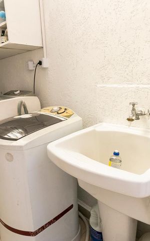 Casa à venda com 107m², 3 quartos e 1 vagaÁrea de Serviço