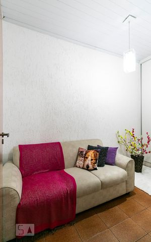 Casa à venda com 107m², 3 quartos e 1 vagaQuarto 2