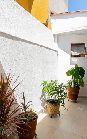 Casa à venda com 107m², 3 quartos e 1 vagaSuíte - Quintal
