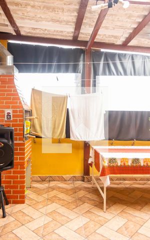 Casa à venda com 210m², 3 quartos e 3 vagas