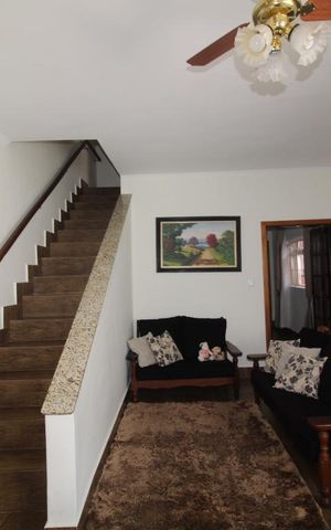 Casa à venda com 201m², 3 quartos e 4 vagasSala visita