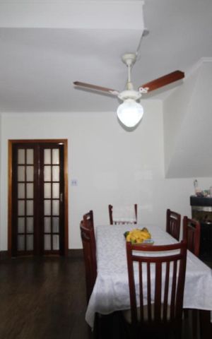 Casa à venda com 201m², 3 quartos e 4 vagasSala de jantar