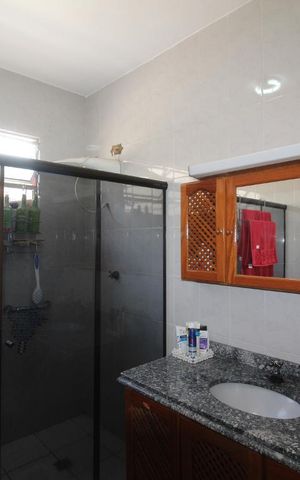 Casa à venda com 201m², 3 quartos e 4 vagasBanheiro 1 suite