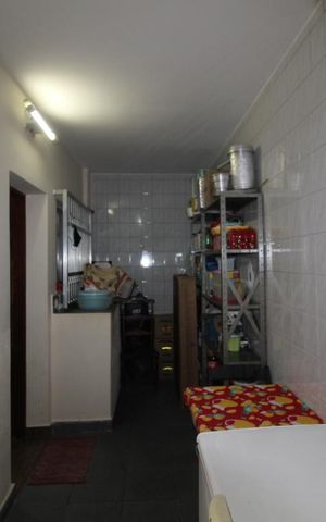 Casa à venda com 201m², 3 quartos e 4 vagasÁrea serviço