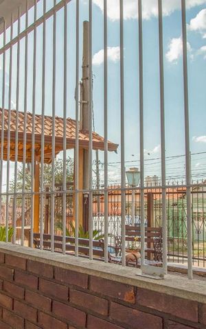 Apartamento à venda com 82m², 2 quartos e 1 vaga Apartamento à venda com 82m², 2 quartos e 1 vagaVaranda