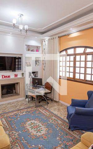Casa à venda com 360m², 3 quartos e 8 vagas Casa à venda com 360m², 3 quartos e 8 vagasSala 3