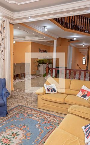 Casa à venda com 360m², 3 quartos e 8 vagas Casa à venda com 360m², 3 quartos e 8 vagasSala 3