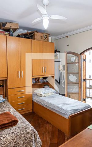 Casa à venda com 360m², 3 quartos e 8 vagas Casa à venda com 360m², 3 quartos e 8 vagasSuite 1