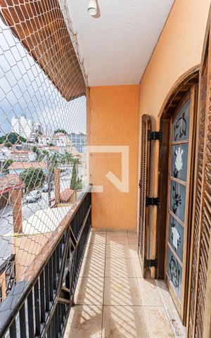 Casa à venda com 360m², 3 quartos e 8 vagas Casa à venda com 360m², 3 quartos e 8 vagasVaranda Suite 1