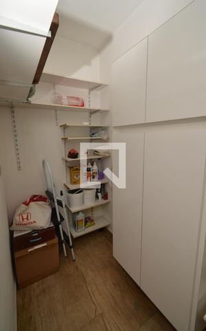 Casa à venda com 476m², 5 quartos e 3 vagasDespensa