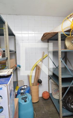 Casa à venda com 476m², 5 quartos e 3 vagasÁrea de Serviço
