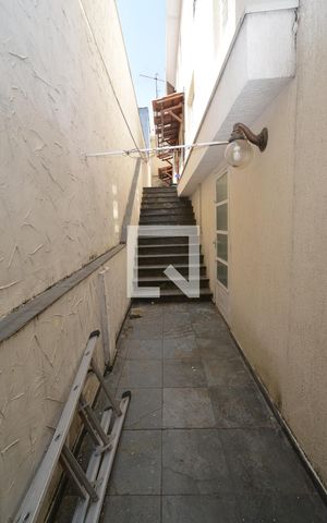 Casa à venda com 476m², 5 quartos e 3 vagasCorredor