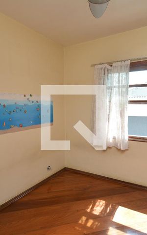 Casa à venda com 476m², 5 quartos e 3 vagasQuarto 5
