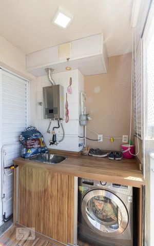 Apartamento à venda com 55m², 2 quartos e 1 vagaLavanderia 