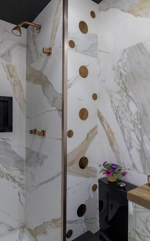 Apartamento à venda com 55m², 2 quartos e 1 vagaBanheiro Social