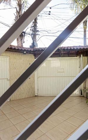 Casa à venda com 85m², 2 quartos e 2 vagas Casa à venda com 85m², 2 quartos e 2 vagasVista Sala