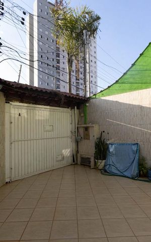 Casa à venda com 85m², 2 quartos e 2 vagas Casa à venda com 85m², 2 quartos e 2 vagasGaragem
