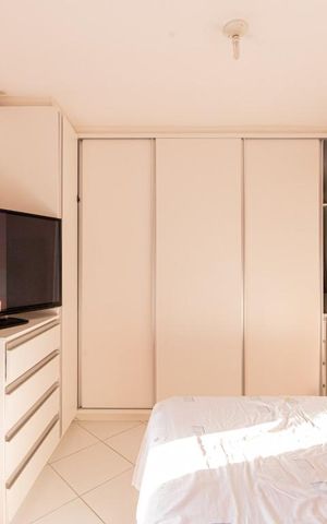 Casa à venda com 85m², 2 quartos e 2 vagas Casa à venda com 85m², 2 quartos e 2 vagasSuite 1