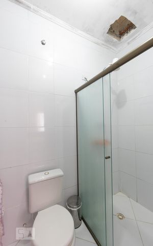 Casa à venda com 85m², 2 quartos e 2 vagas Casa à venda com 85m², 2 quartos e 2 vagasBanheiro Suite 2