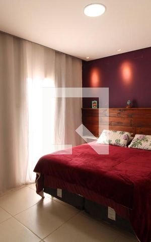 Casa à venda com 211m², 4 quartos e 2 vagasSuíte 1