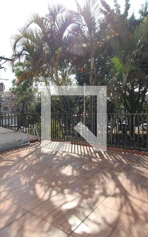 Casa à venda com 211m², 4 quartos e 2 vagasVaranda da suíte 1