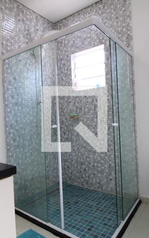 Casa à venda com 211m², 4 quartos e 2 vagasBanheiro da suíte 1