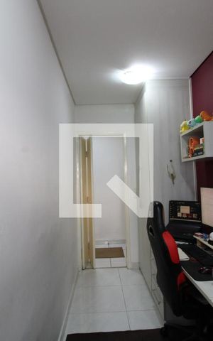 Casa à venda com 211m², 4 quartos e 2 vagasEscritório