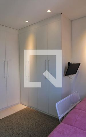 Casa à venda com 211m², 4 quartos e 2 vagasSuíte 2