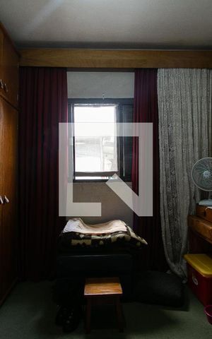Casa à venda com 172m², 4 quartos e 3 vagas Casa à venda com 172m², 4 quartos e 3 vagasCasa 1 - Quarto 1