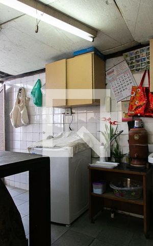 Casa à venda com 172m², 4 quartos e 3 vagas Casa à venda com 172m², 4 quartos e 3 vagasCasa 1 - Área de Serviço