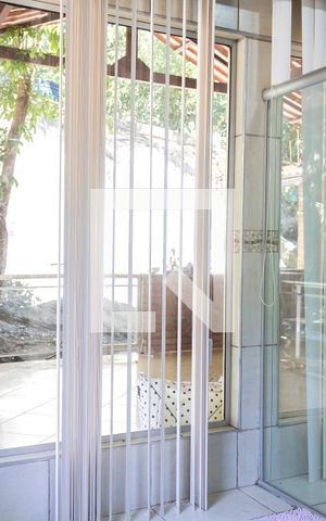 Casa para alugar com 400m², 2 quartos e 2 vagasBanheiro da Suíte 1