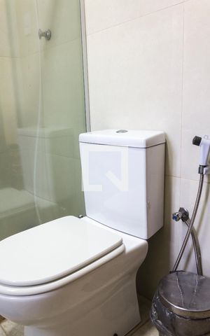 Casa para alugar com 400m², 2 quartos e 2 vagasLavabo