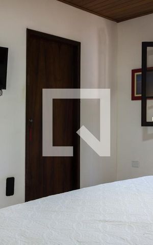 Casa para alugar com 400m², 2 quartos e 2 vagasSuíte 1