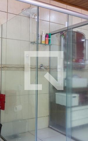 Casa para alugar com 400m², 2 quartos e 2 vagasBanheiro da Suíte 1