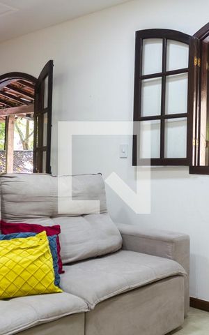 Casa para alugar com 400m², 2 quartos e 2 vagasSala
