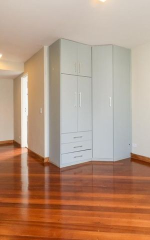 Apartamento para alugar com 210m², 3 quartos e 3 vagas Apartamento para alugar com 210m², 3 quartos e 3 vagasSuíte 1