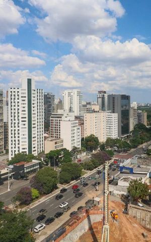 Apartamento para alugar com 210m², 3 quartos e 3 vagas Apartamento para alugar com 210m², 3 quartos e 3 vagasVista